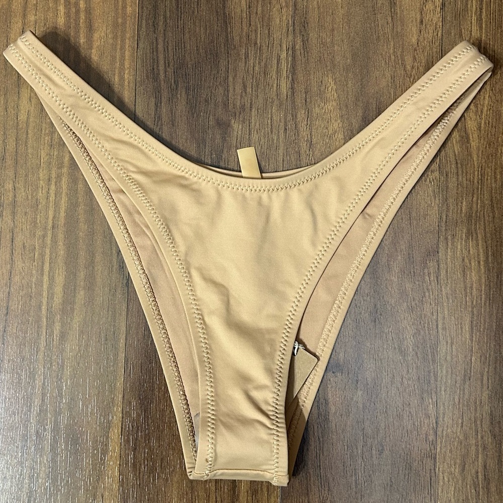 SKIMS Nude High-Cut Bikini Bottoms
